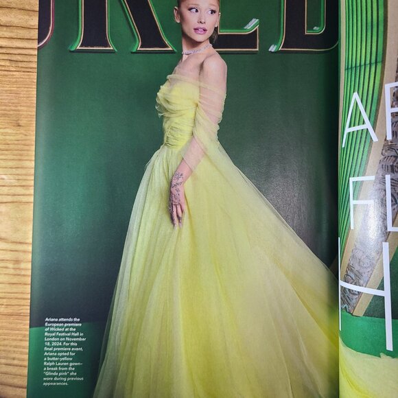 Ariana Grande Collector's Edition magazine - Picture 3 of 4